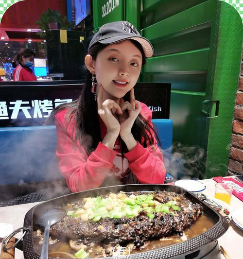 原神焦香烤鱼攻略（探索世界，品味美食，全面解析原神中的烤鱼玩法）